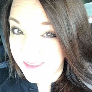 Meet your Posher, Lindsey